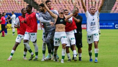 Photo of Nos pênaltis, Manaus bate Parintins e classifica para final do 1º turno do Barezão